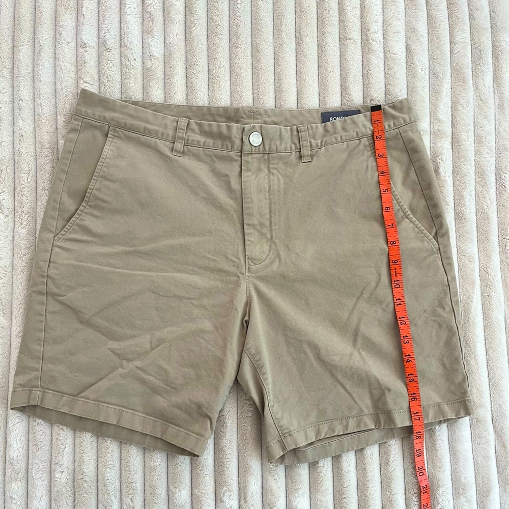 Men's Bonobos 36” Tan Shorts